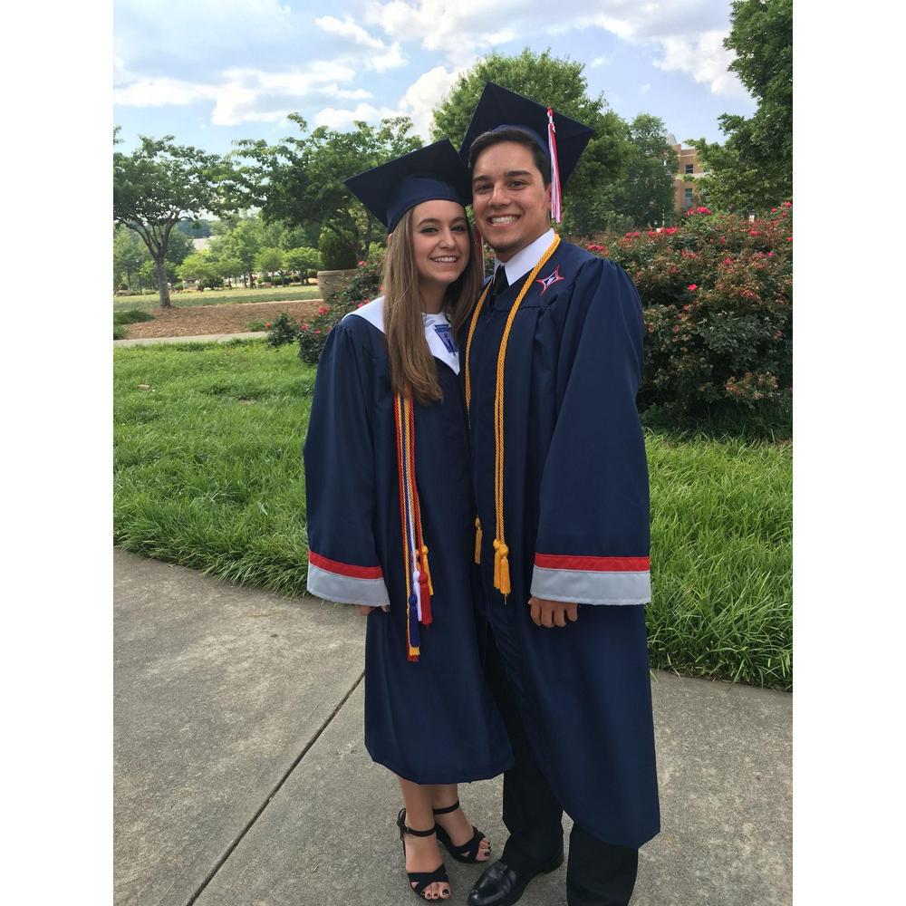 Susy Viera-DiMarco and Tyler Yuen's Wedding Website, image size:1000x1000