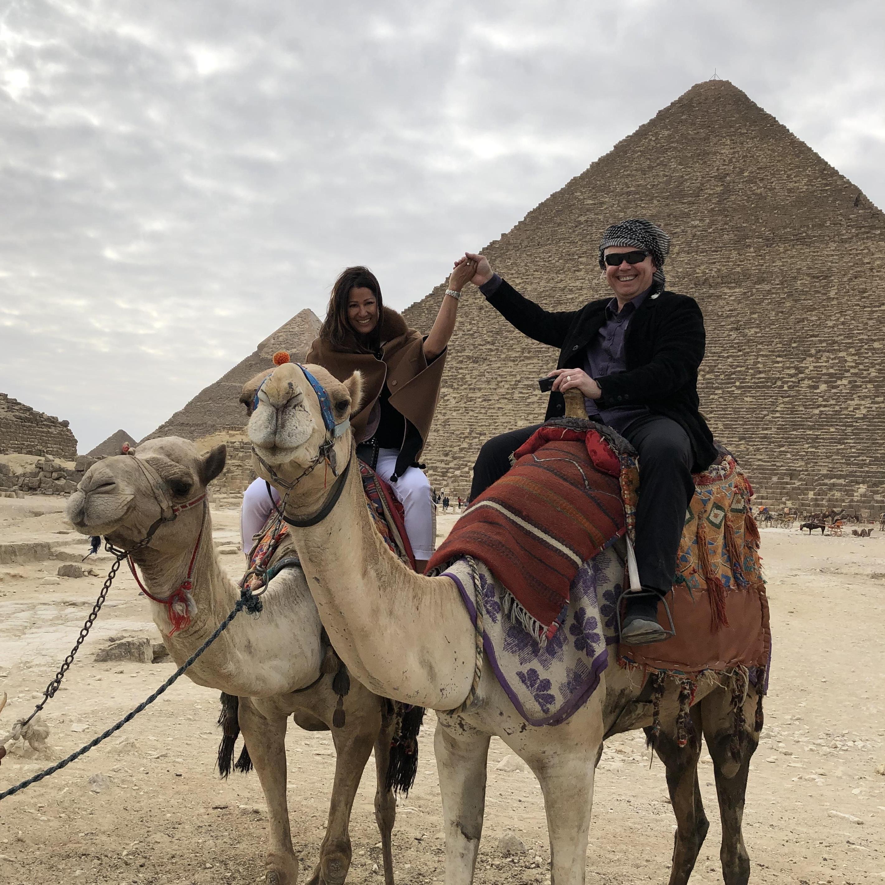 Hand in hand in Giza