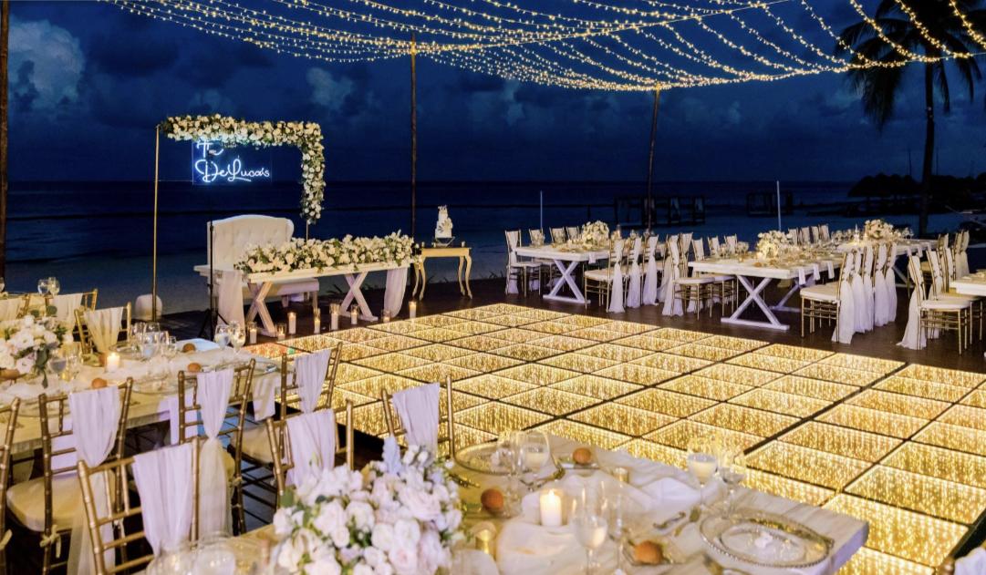 The Wedding Website of Angelica Pettigrew and Alberto Sanson