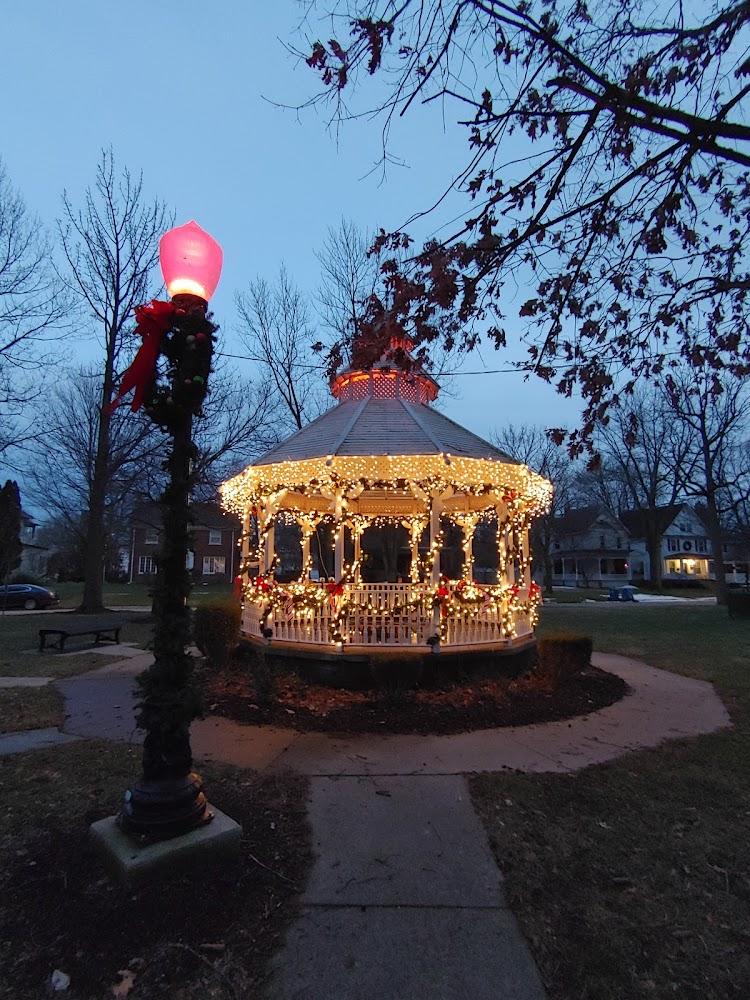 The Wedding Website of Danielle Bulger and Robert Thompson