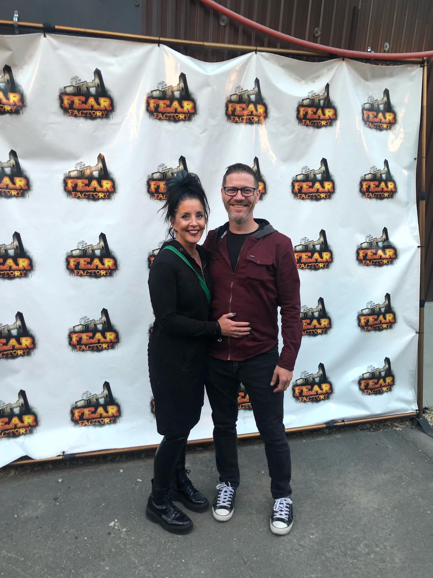 The fear factory in Salt Lake City that Jamie sort of forced Kelly to attend!
She helped him through it🤣