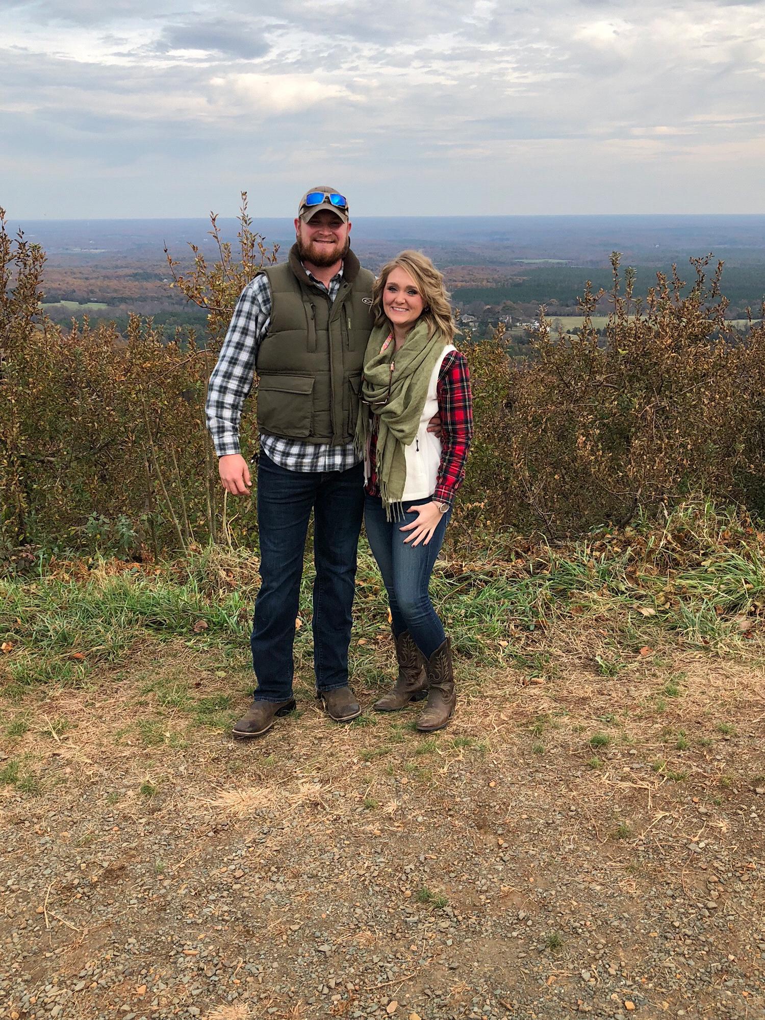 I'm pretty sure we consumed a 12 pack of apple cider doughnuts right before apple pickin' at Carter Mountain!
Charlottesville, VA 2017