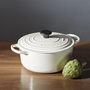 Le Creuset ® Signature 5.5 qt. Round Cream Dutch Oven with Lid