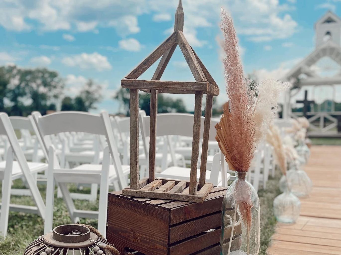 The Wedding Website of Amy Daugherty and Cody Courtney