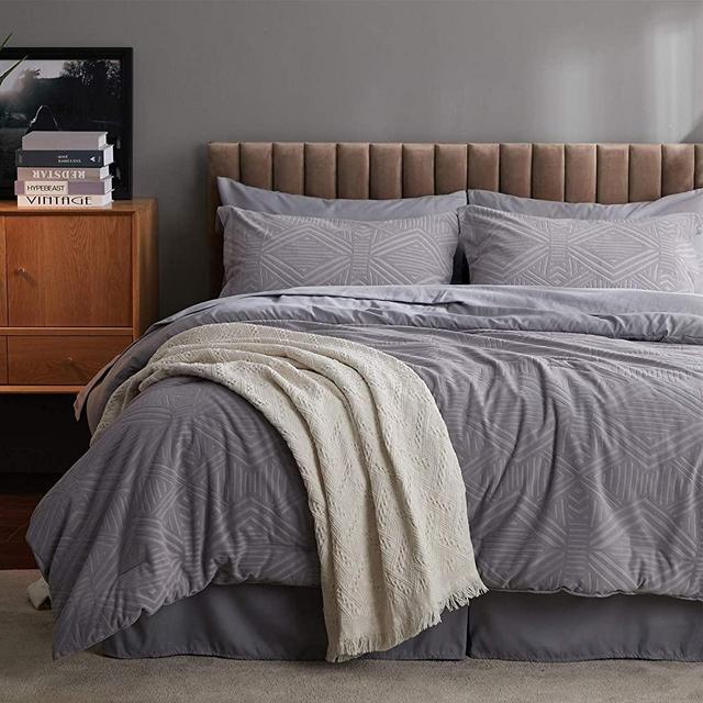 Bedsure King Comforter Set, 8 Pieces Jacquard Bed in a Bag Bed Set with Comforter and Sheets, Grey Reversible All Season Down Alternative Bedding Comforter Sets(102"x90")