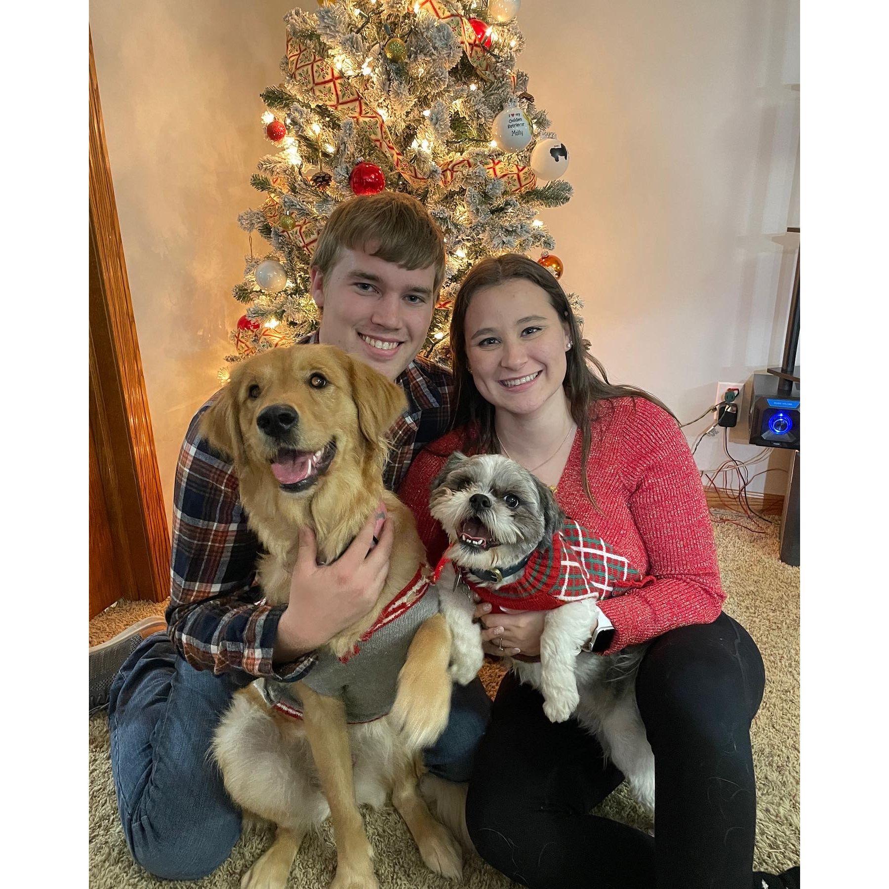 Family Photo! Third Christmas together (2022)