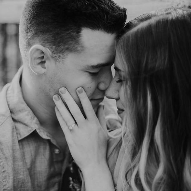Engagement photos, September 2019 at Felt Mansion