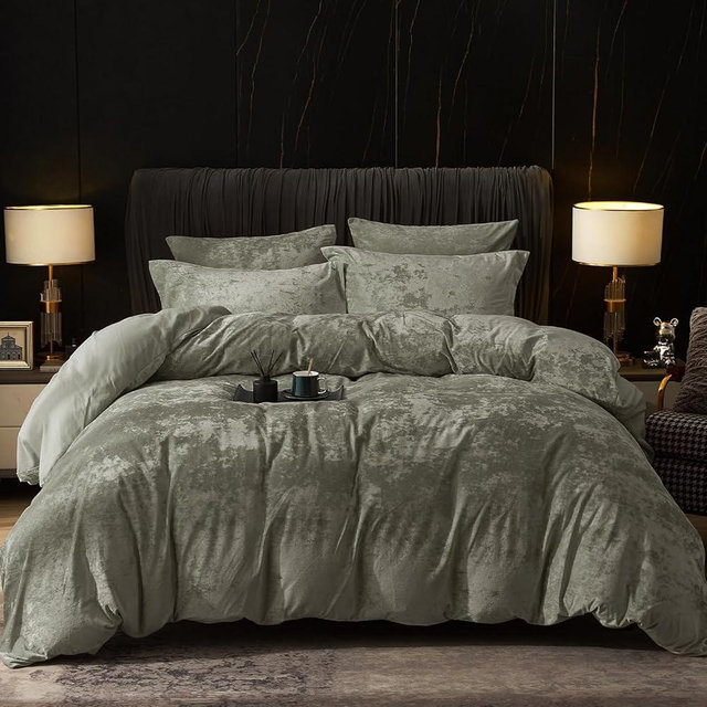 PHF Truly Velvet Duvet Cover Set Queen Size, 3pcs Ultra Soft Breathable Comforter Cover Set, Luxury Cozy Flannel Duvet Cover with Pillow Shams Bedding Collection, 90" x 90", Smokey Olive
