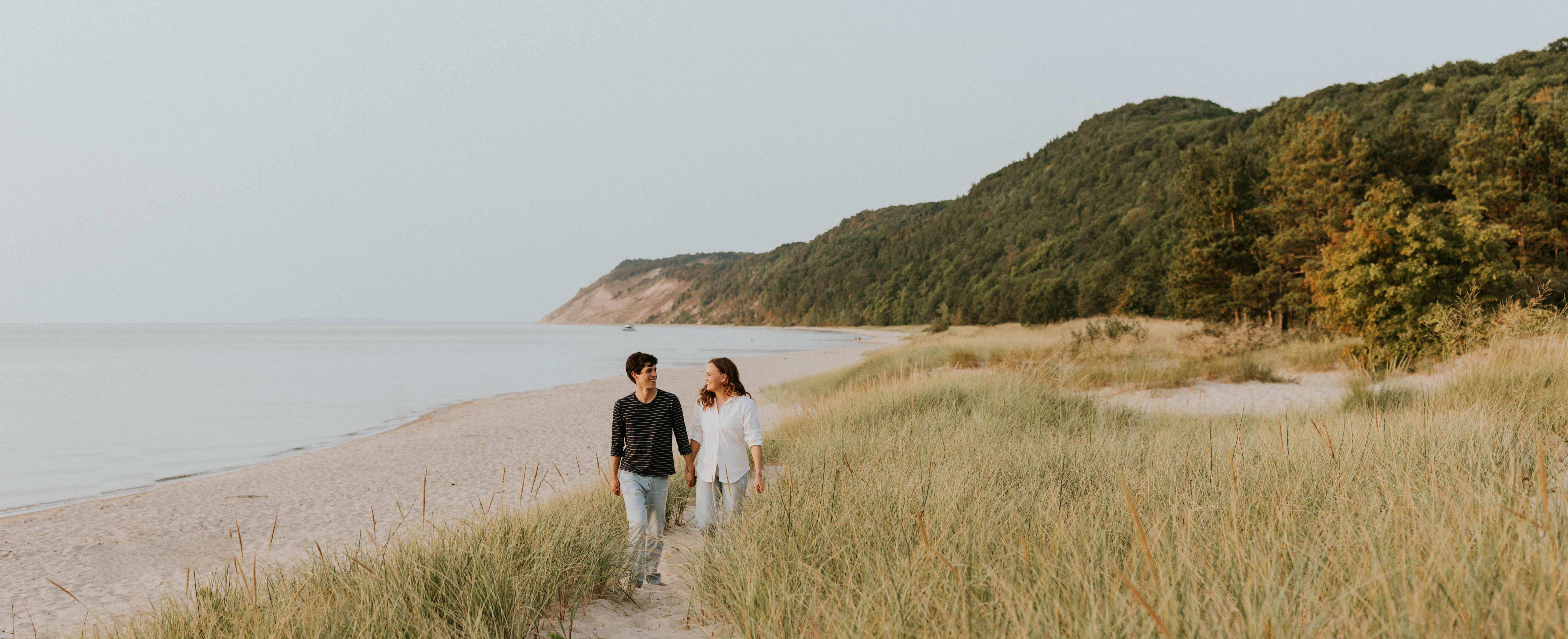 The Wedding Website of Lauren Goldstein and Guillermo Escalona