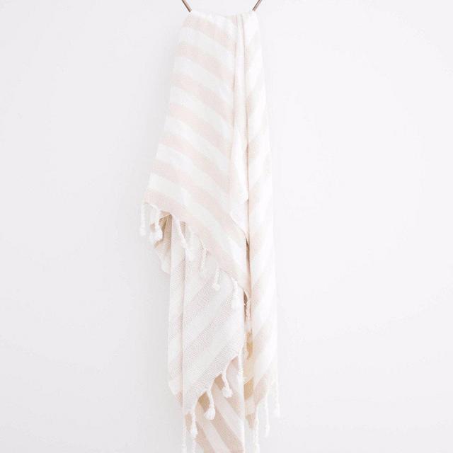 THE MALIBU TOWEL TAN