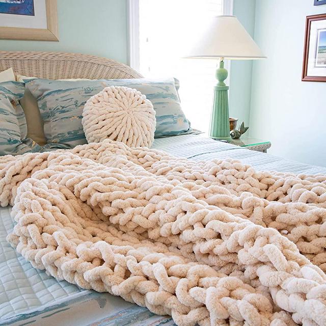 Kaffrey Luxury Chenille Chunky Knit Blanket - Champagne 50"x60" - Machine Washable, No Shed Soft Hand-Knitted Large Cozy Thick Yarn Throw - Home, Bedroom Decor Gift for Her