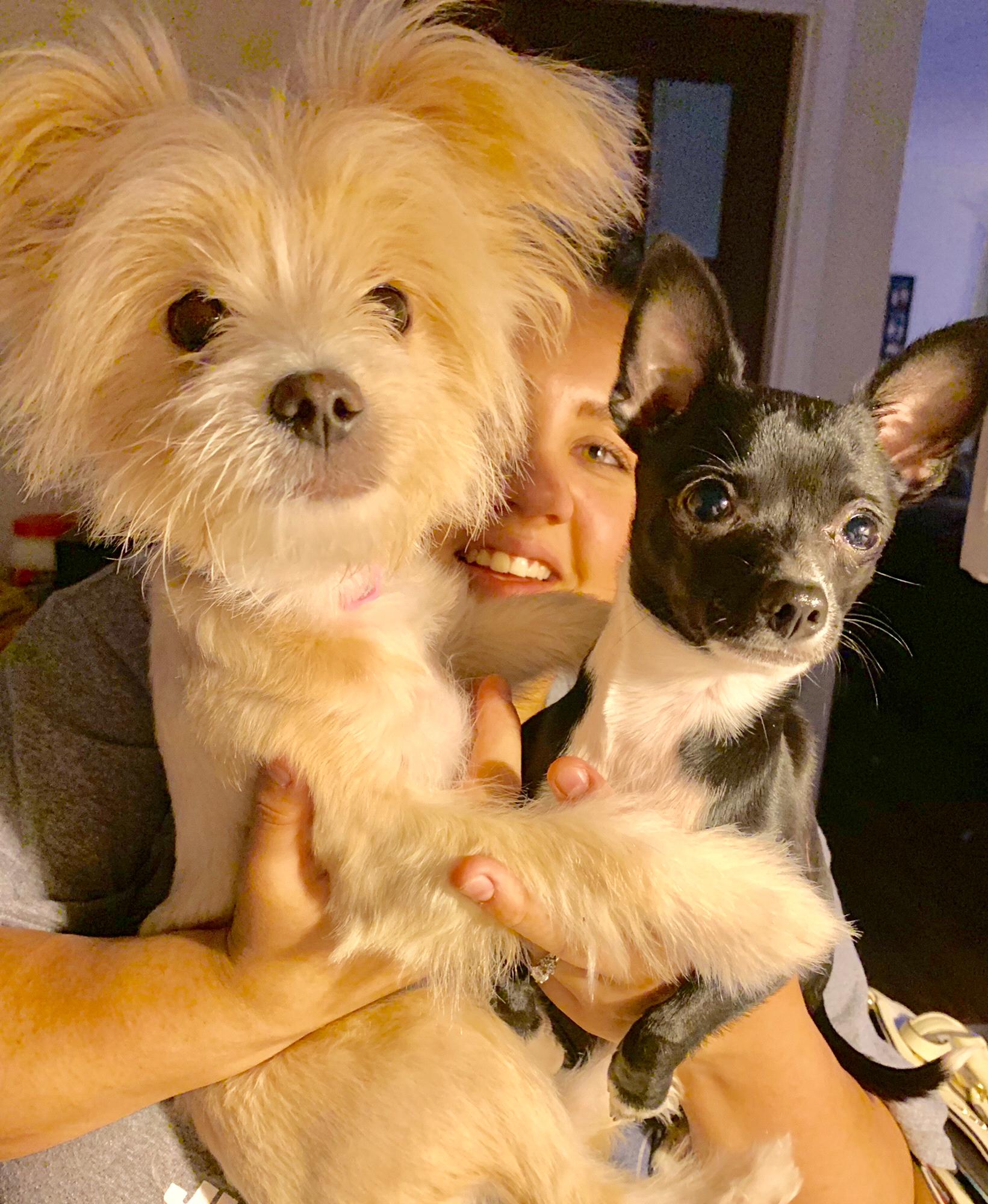 They’re the best or friends! Yes Dad was holding a treat to take this picture! 😅