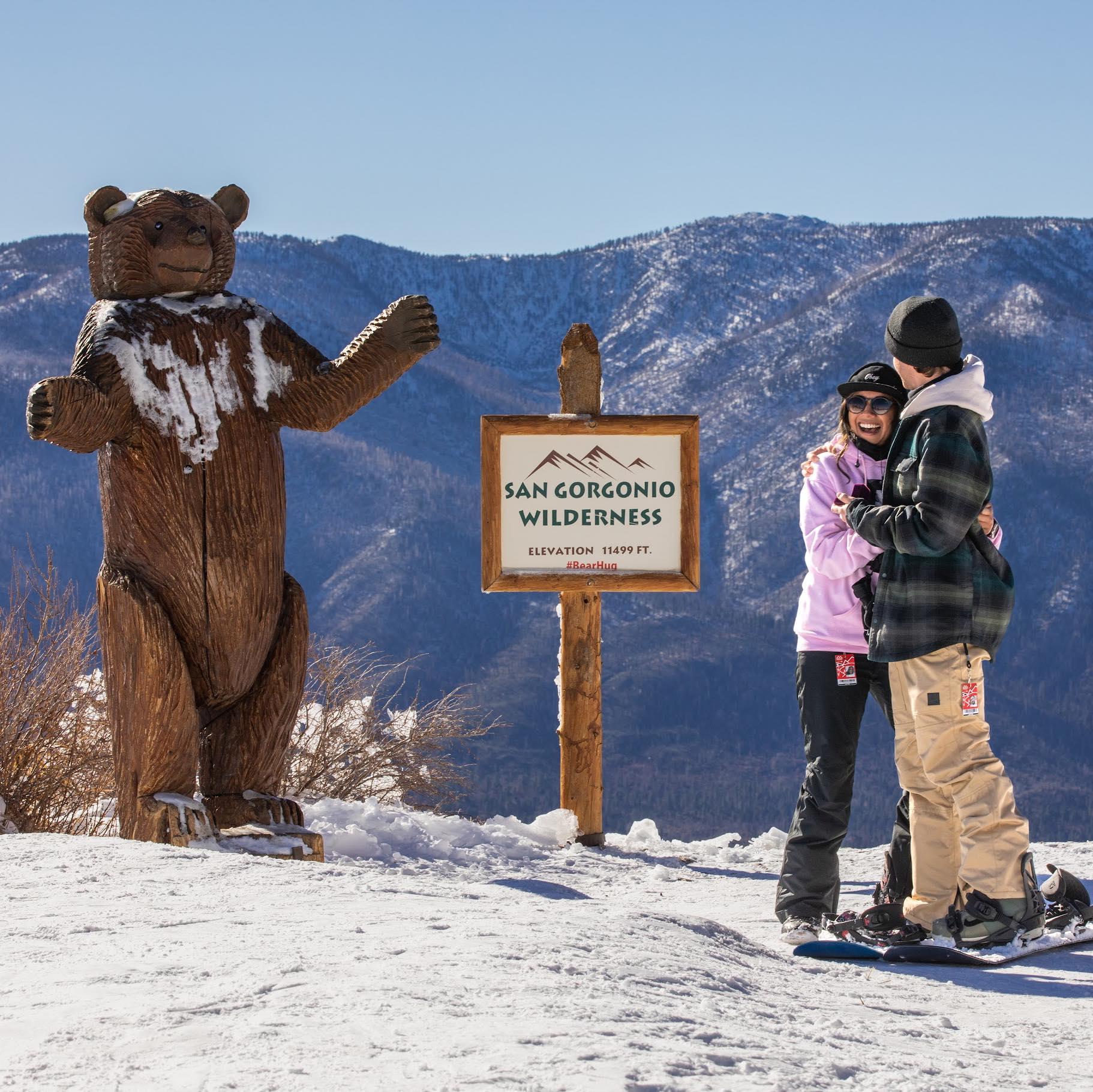 The Wedding Website of Desi King and Troy Sanders