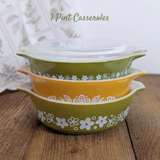 Vintage Pyrex Casserole Dish Small 1 Pint Size In Crazy Daisy Pattern