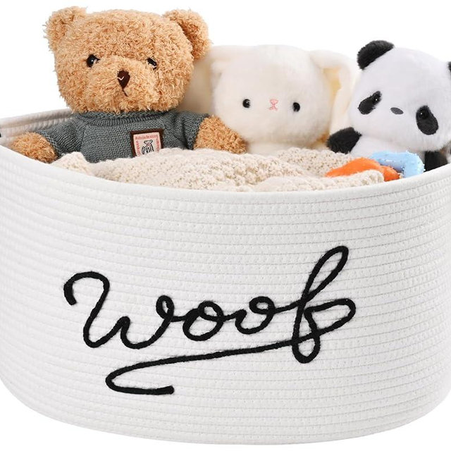 Degeyoyo Woof Dog Toy Basket, Large Dog Toy Storage Bin with Durable Handles, Woven Dog Basket for Blankets, Toys, Chews, Pet Toy Storage Box for Nursery, Living Room, Bedroom, 17”x12”x9, White