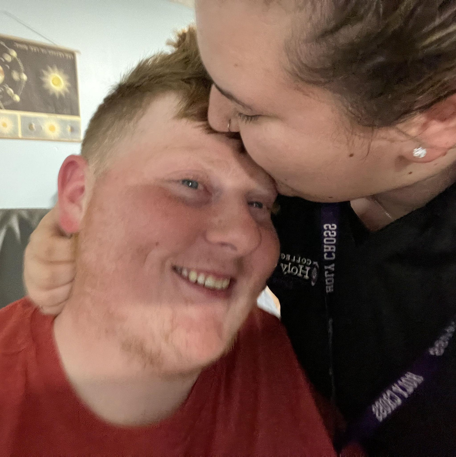 <3