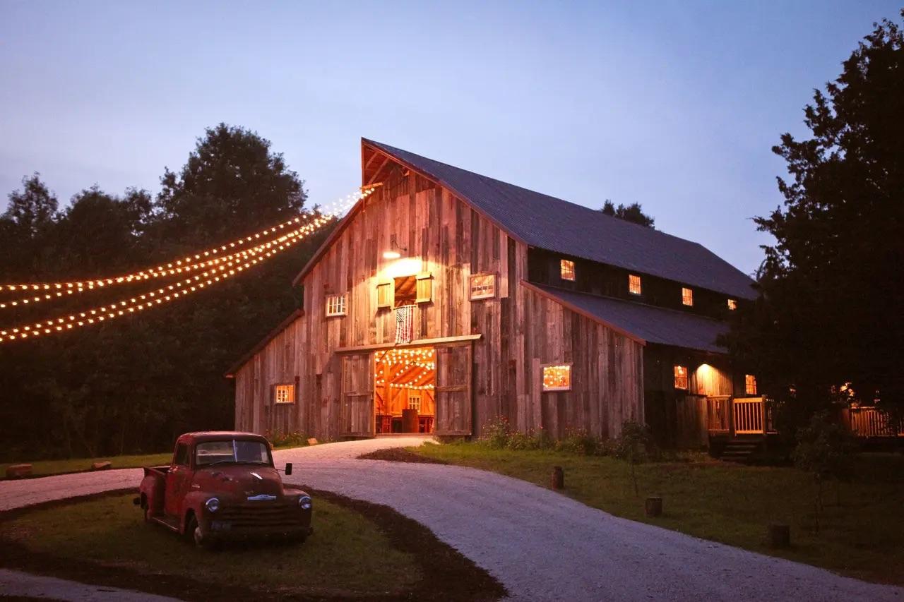 The Wedding Website of RaeAnn Leist and Grant Bevans