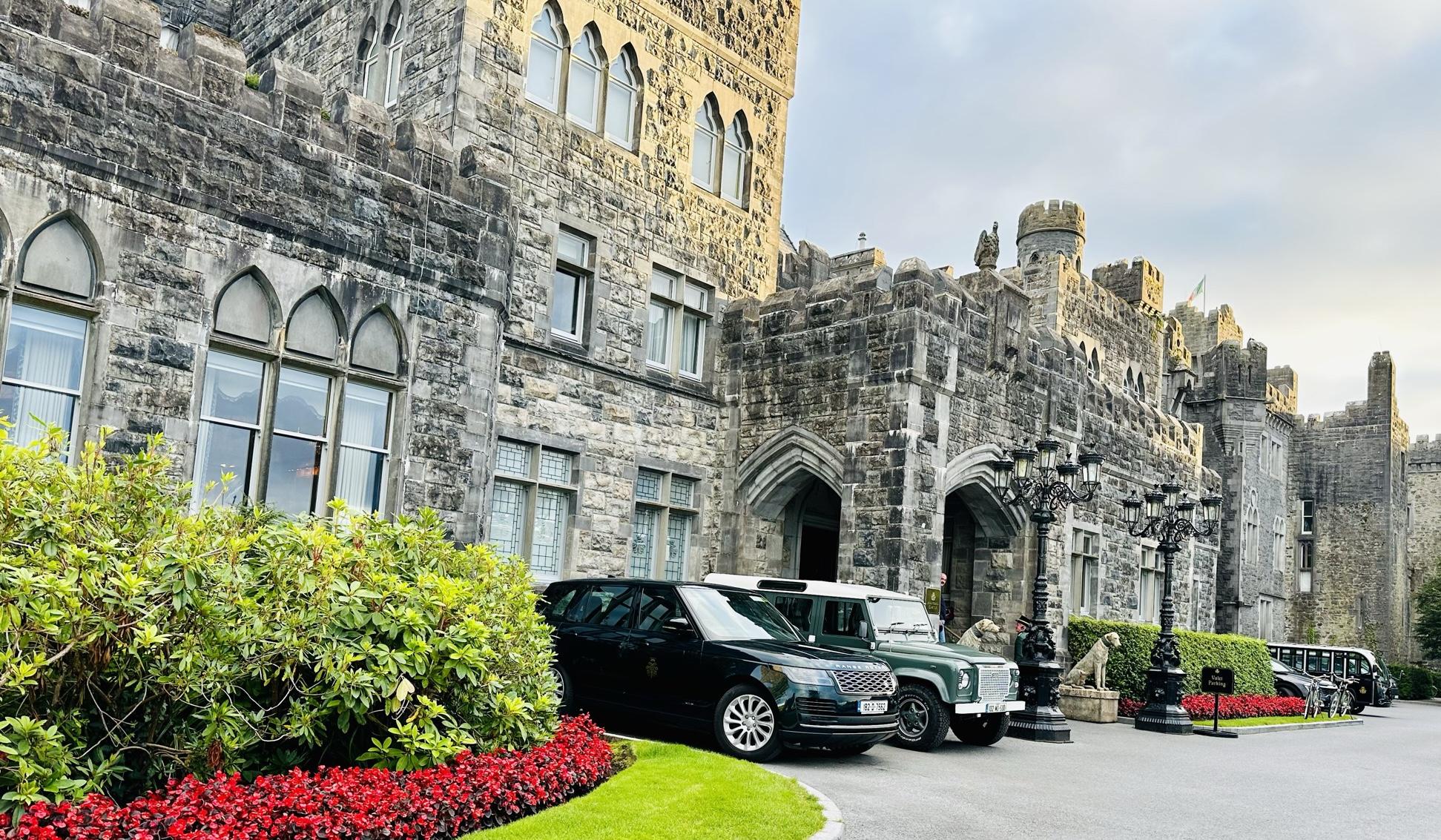 The Wedding Website of Séamus Rowe and Monique Rowe