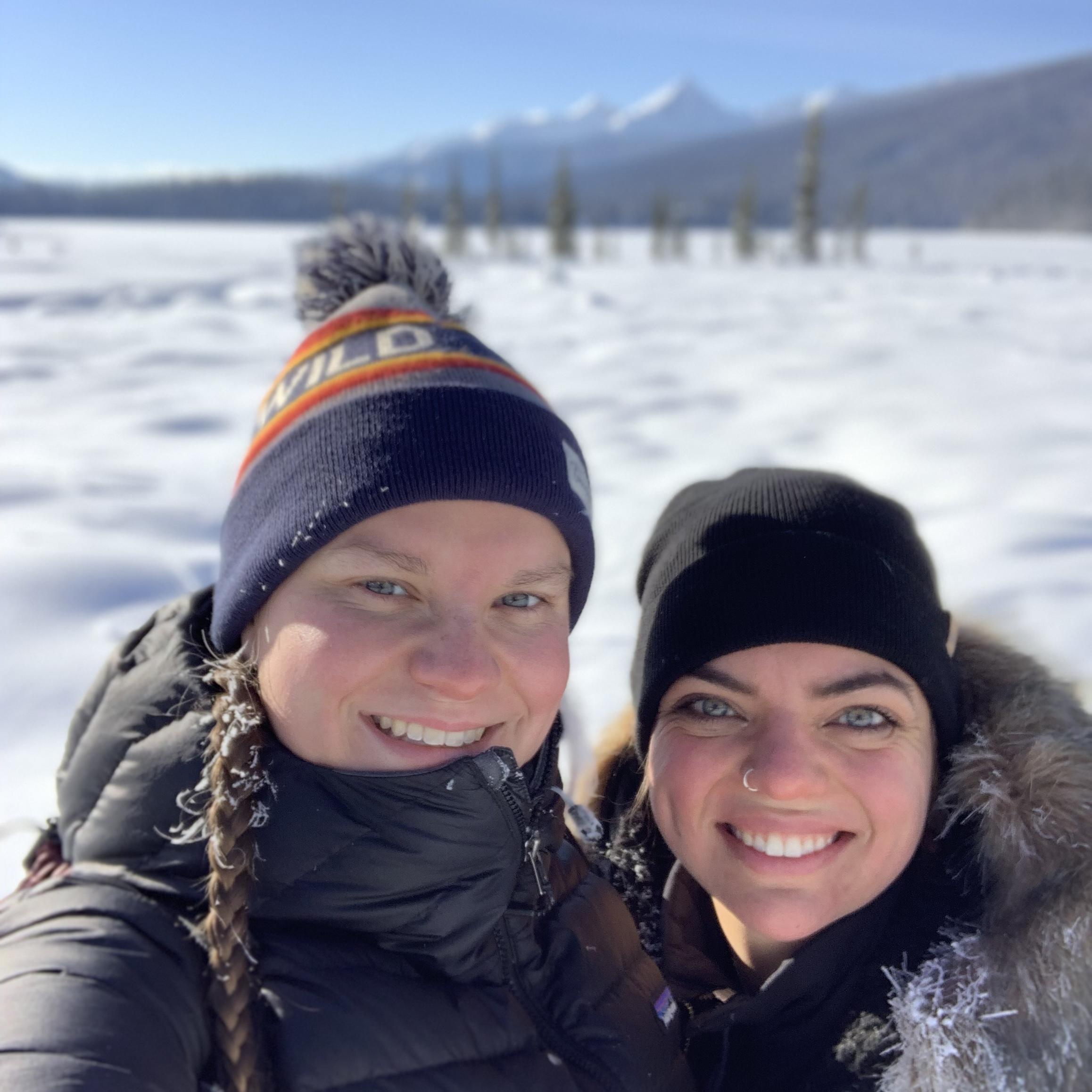 Exploring Lake Louise in Canada the local way… as popsicles (February 2019)