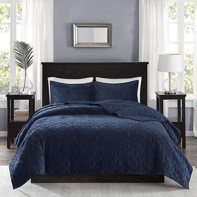 Madison Park Harper 3 Piece Coverlet Faux Velvet Solid Color with Geometric Double Sided Design Modern Luxe Quilt Hypoallergenic All Season Bedspread-Set Matching Shams, King/Cal King, Navy