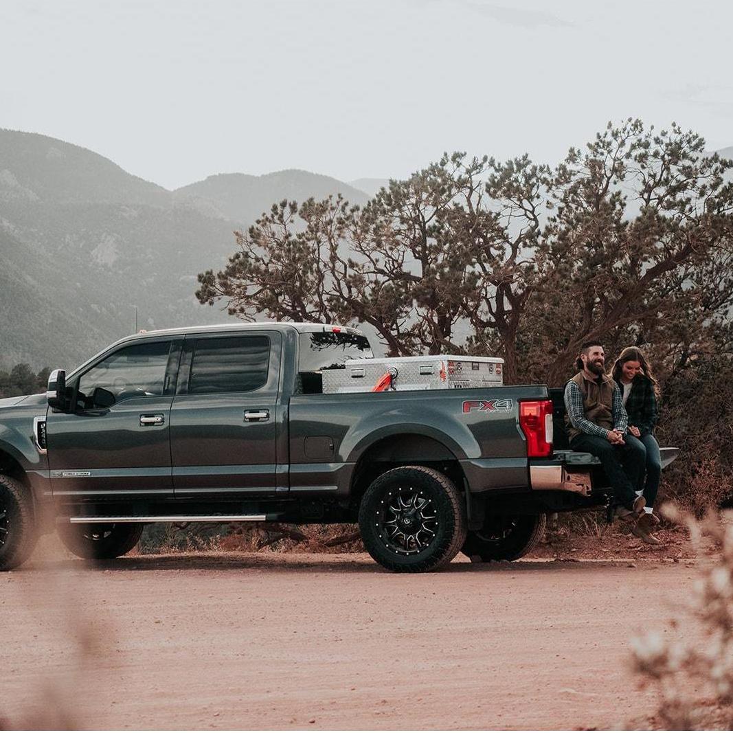 In 2021 both Kate & Anthony suffered bad car accidents that left them carless. Talk about sticking together through rough times! Now Anthony has his "Marshawn" F250 & Kate has her "Granger" Jeep!