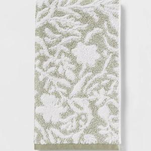 Performance Plus Bath Towel - Threshold™