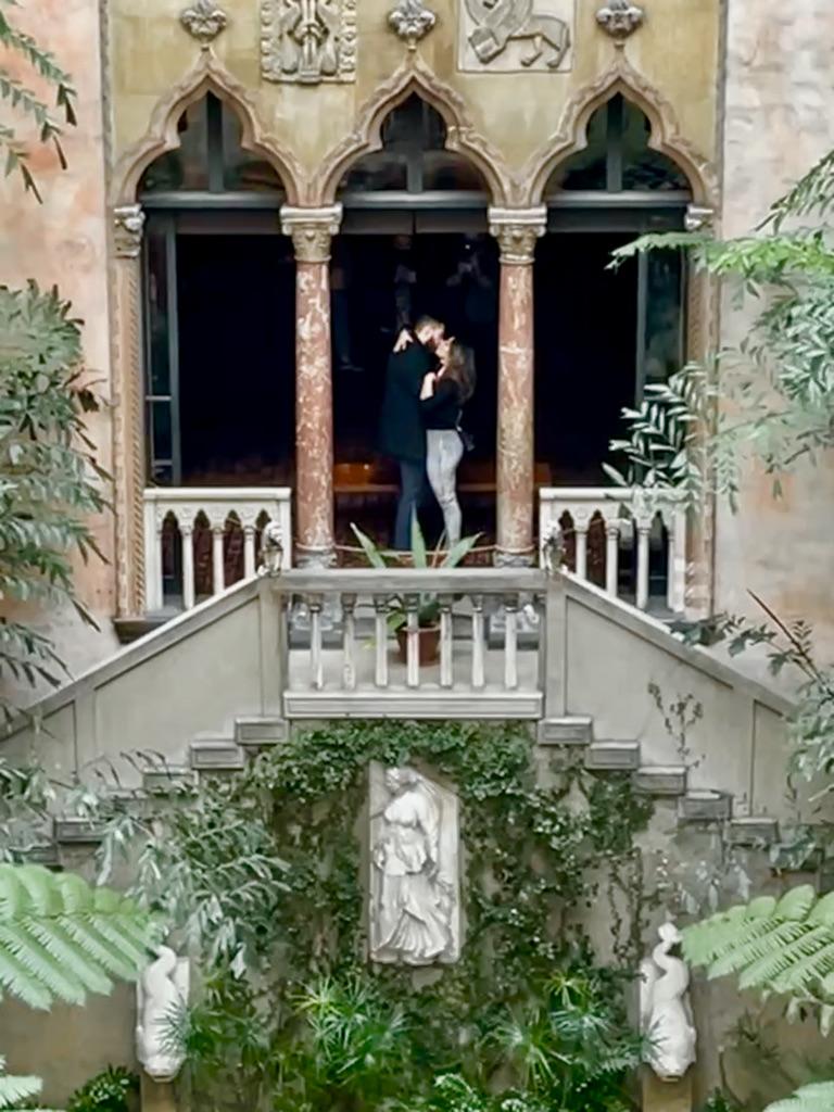 The Wedding Website of Christina Montanez Estrada and Juan Verduzco Chavez