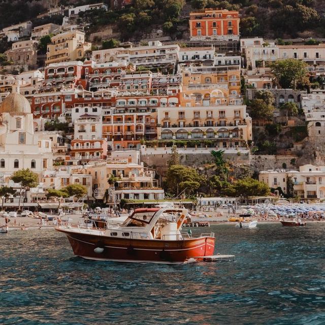 Boat Tour of Positano and Amalfi Coast