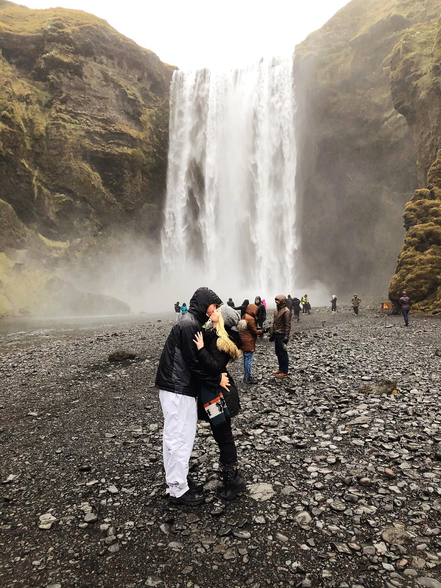 A romantic kiss in Iceland