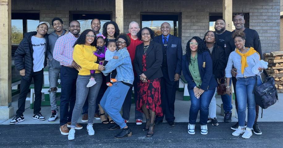 The Wedding Website of Gianna Hanson and William Darnell