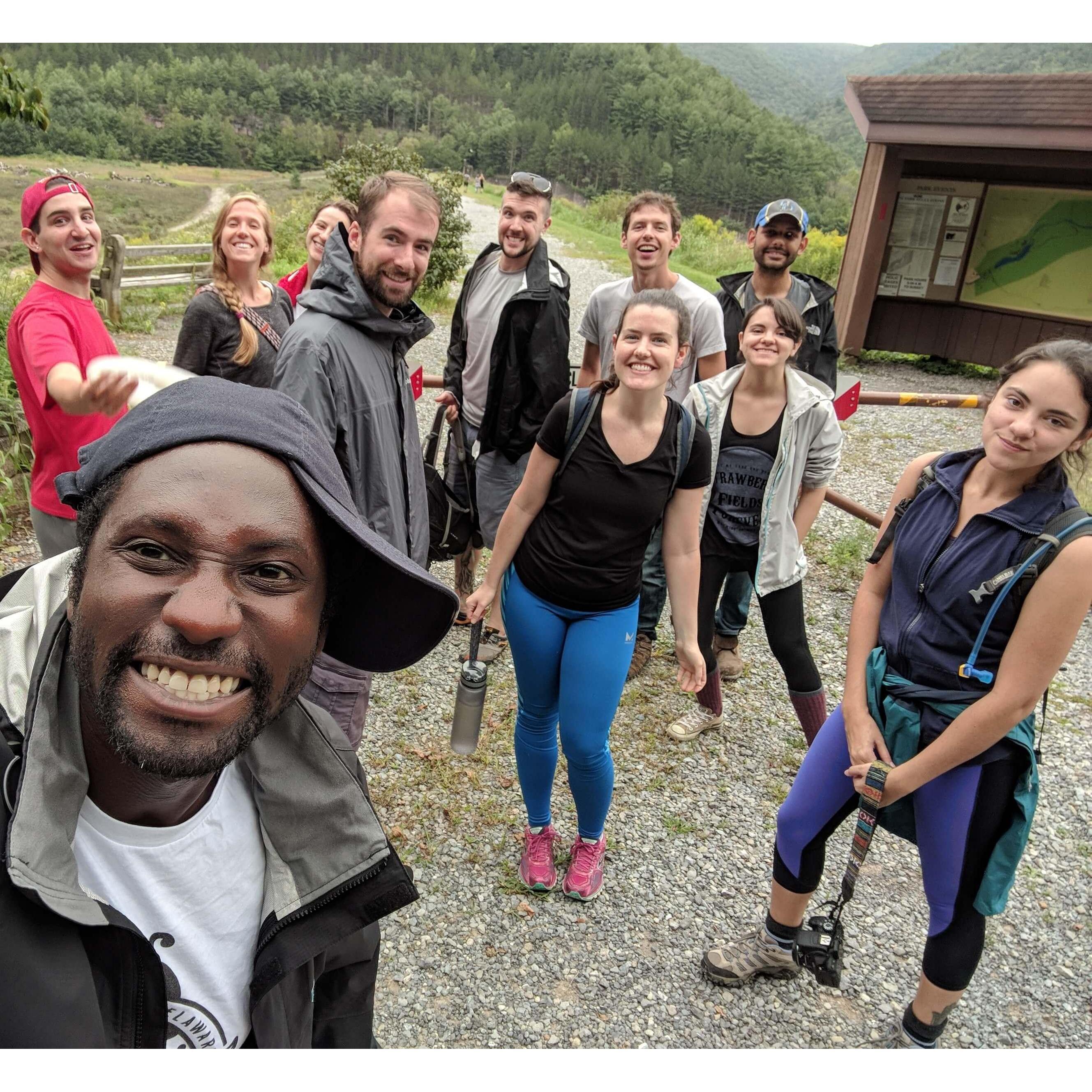 Somewhat impromptu hiking trip in the middle of knowhere PA. - Una excursión espontánea en el centro de Pennsylvania.