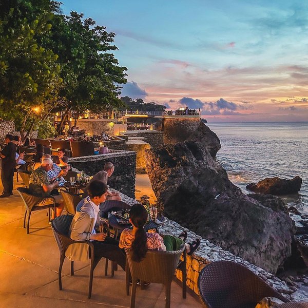 Newlywed Dinner at Rock Bar Bali