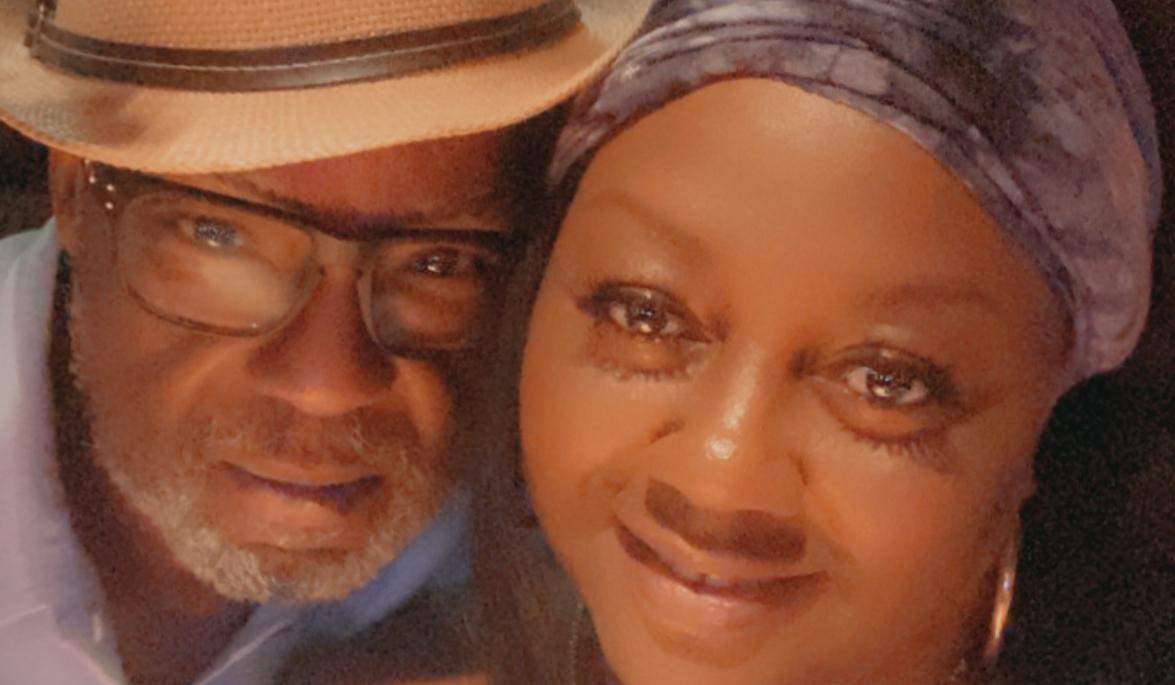 The Wedding Website of Jennifer James-Campbell and Raymond Douthit