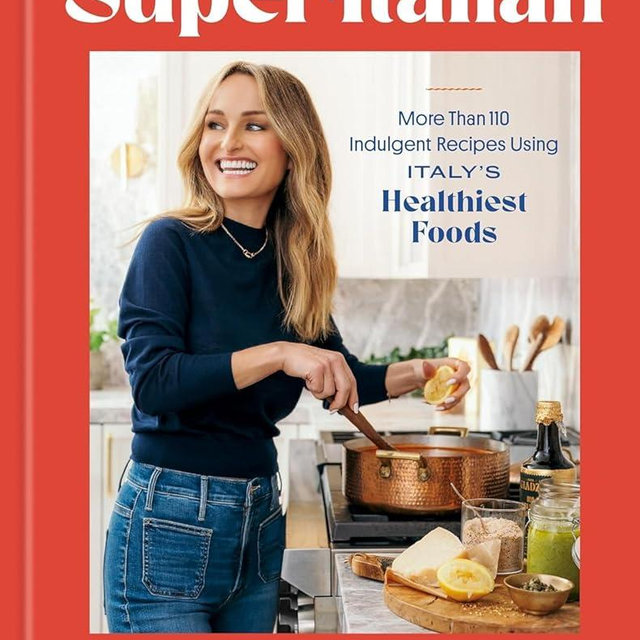 Super-Italian: More Than 110 Indulgent Recipes Using Italy's Healthiest Foods; A Cookbook [Spiral-bound] Giada De Laurentiis