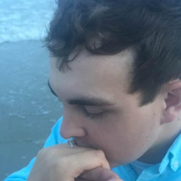 Absolutely love my FIANCÉ!! 07/03/2017