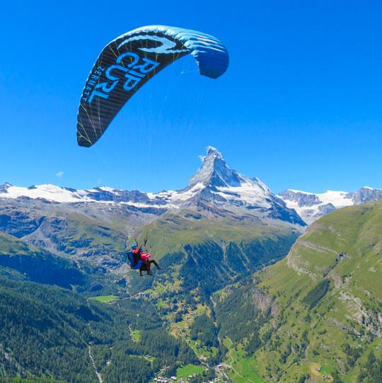 Paragliding in Zermatt