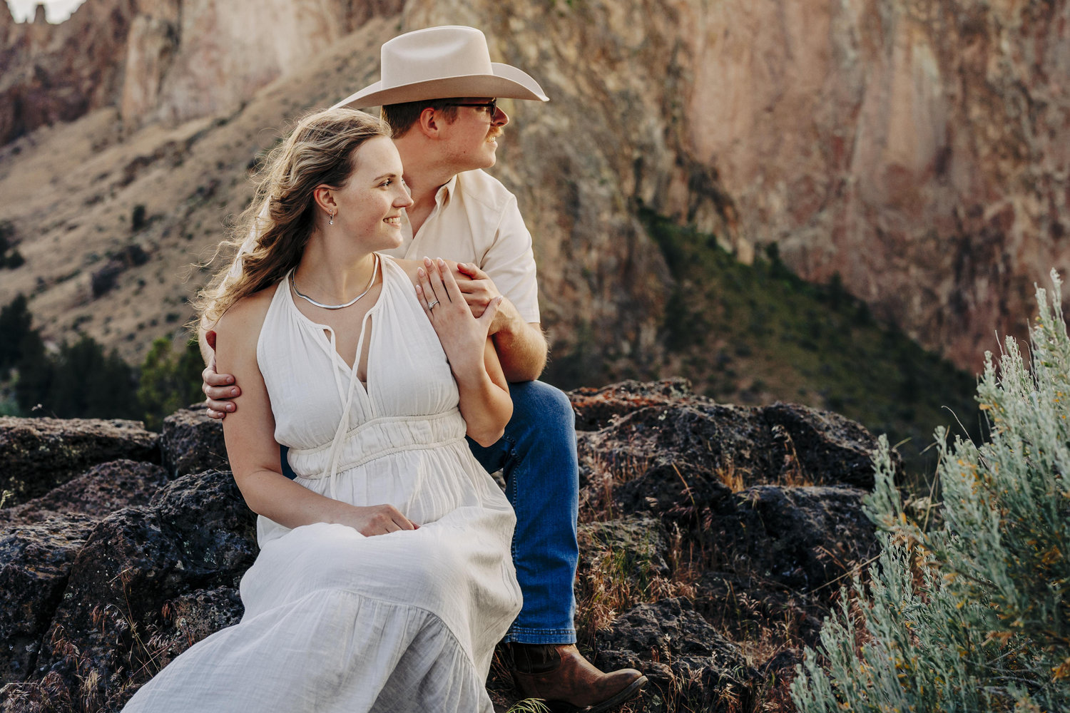 The Wedding Website of Makana Stores and Robert Eggleston