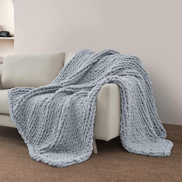 Sunyrisy Chunky Knit Throw Blanket, Luxury Soft Cozy Chenille Throw Blanket, Large Throw Bed Blanket for Couch, Sofa, Home Decor,Gift - Machine Washable (Light Gray 40x48 in)