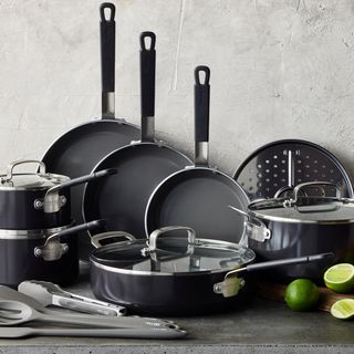 Bobby Flay Professional Grade Ceramic Nonstick 16-Piece Cookware Set