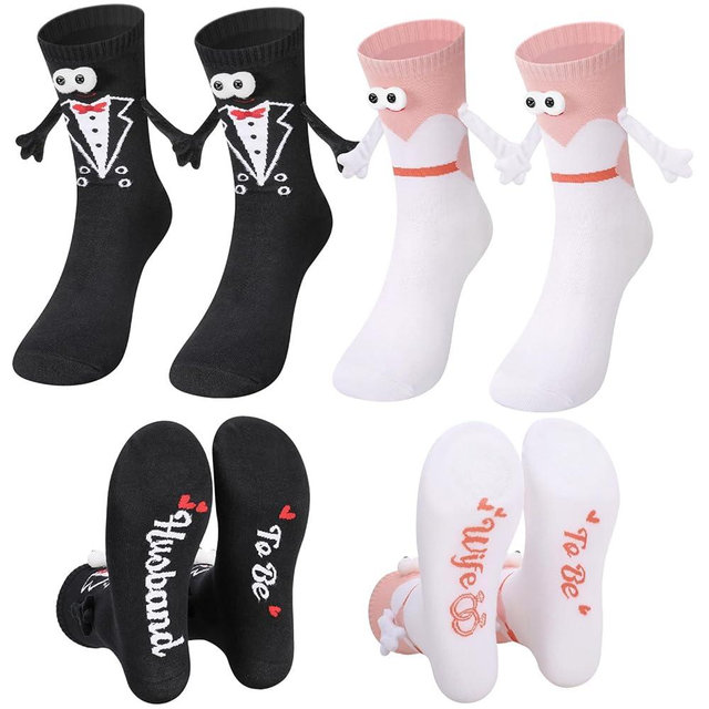 Jspupifip 2 Pairs Bride & Groom Socks - Wedding Socks With Magnetic Hands, Novelty Engagement Gift