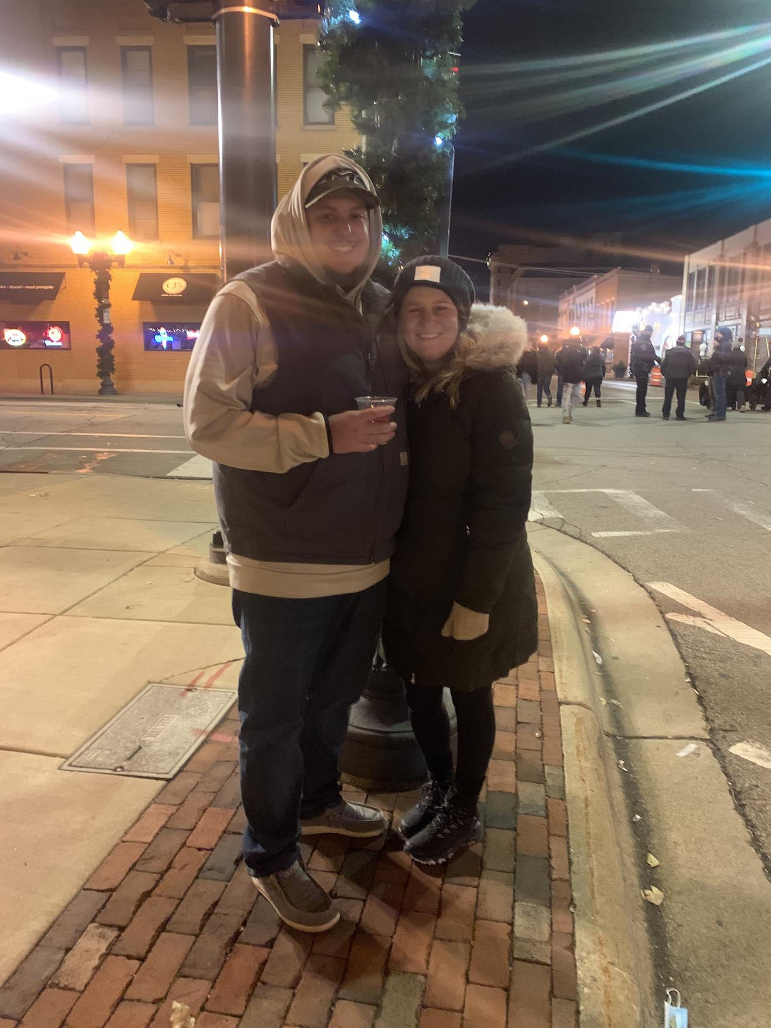 Stroll on State in Rockford