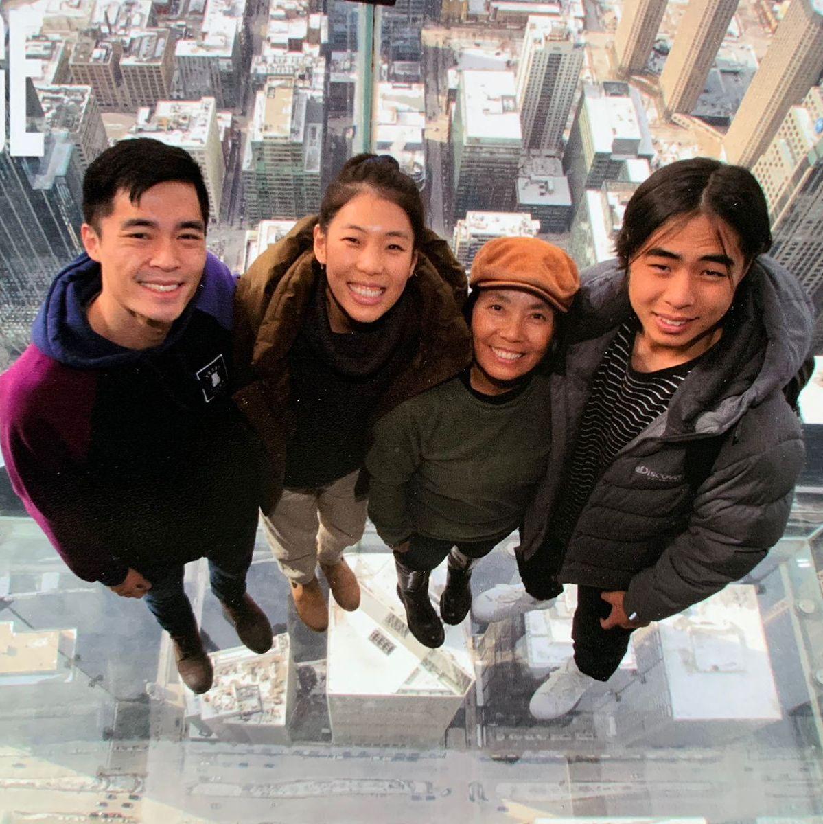 First time meeting Mama Kim and Sun