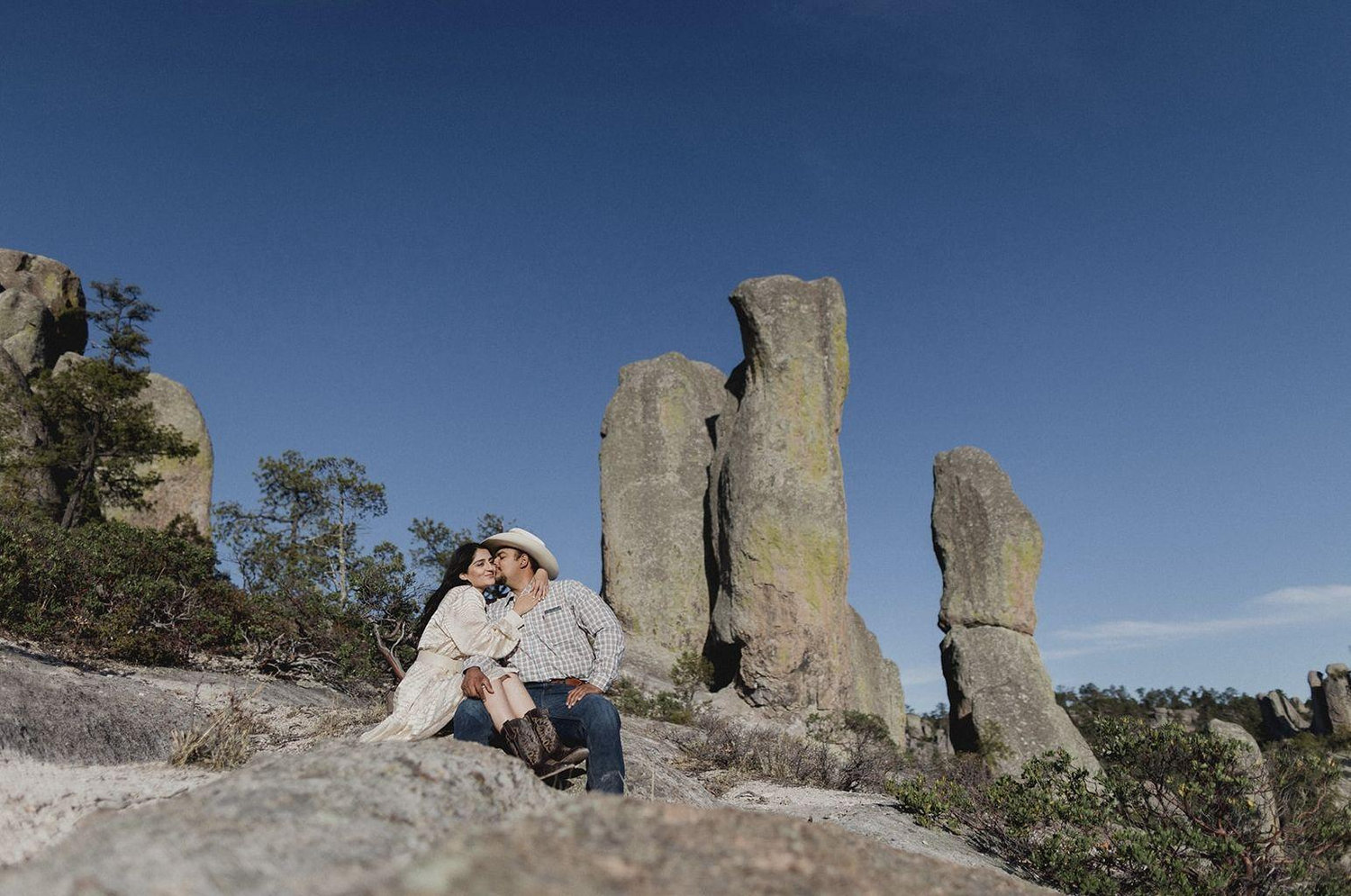 The Wedding Website of Alejandrina Daher and Rogelio Hernández