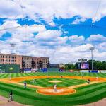 Fluor Field