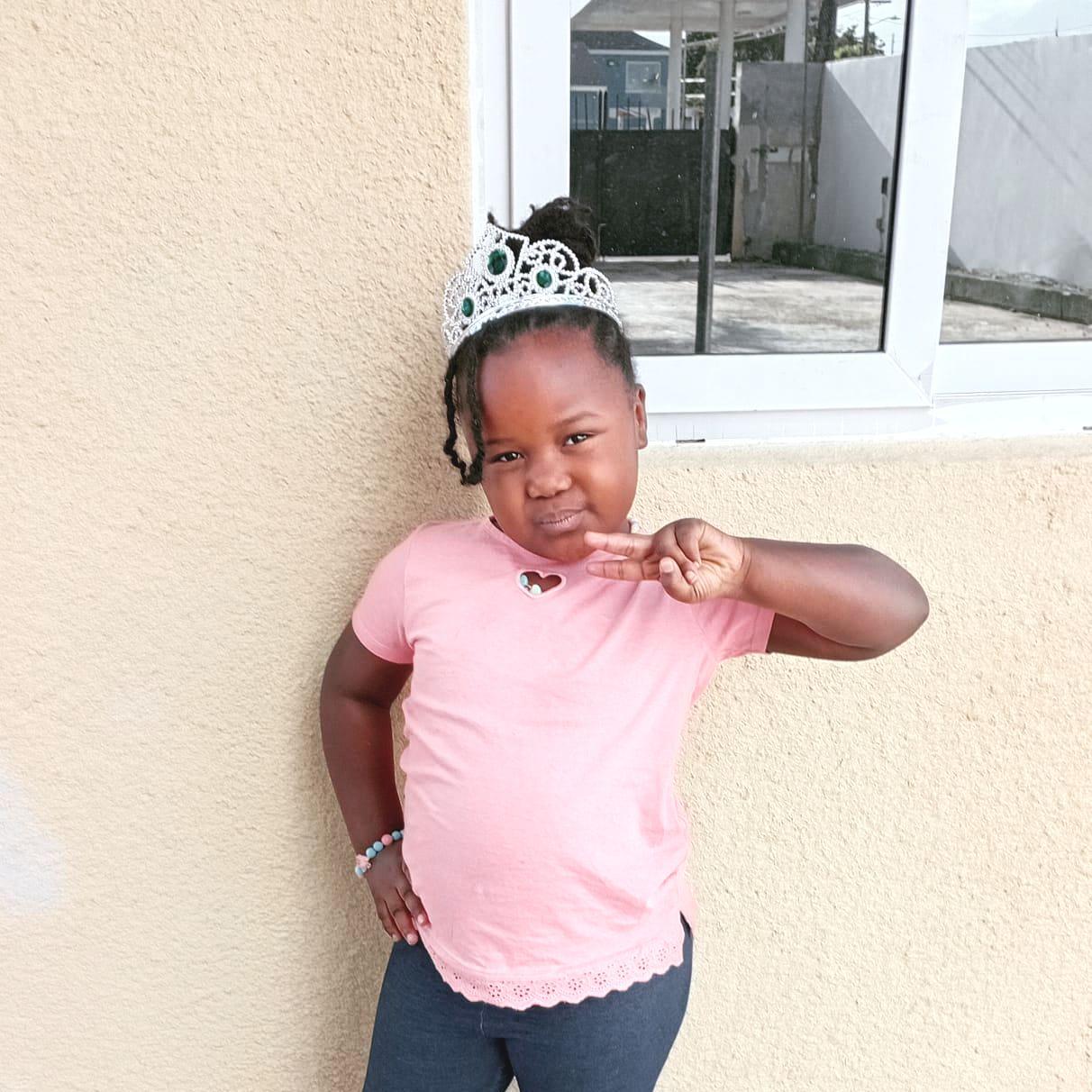 Meet our "Sunflower 🌻" Girl Evanique 🌻