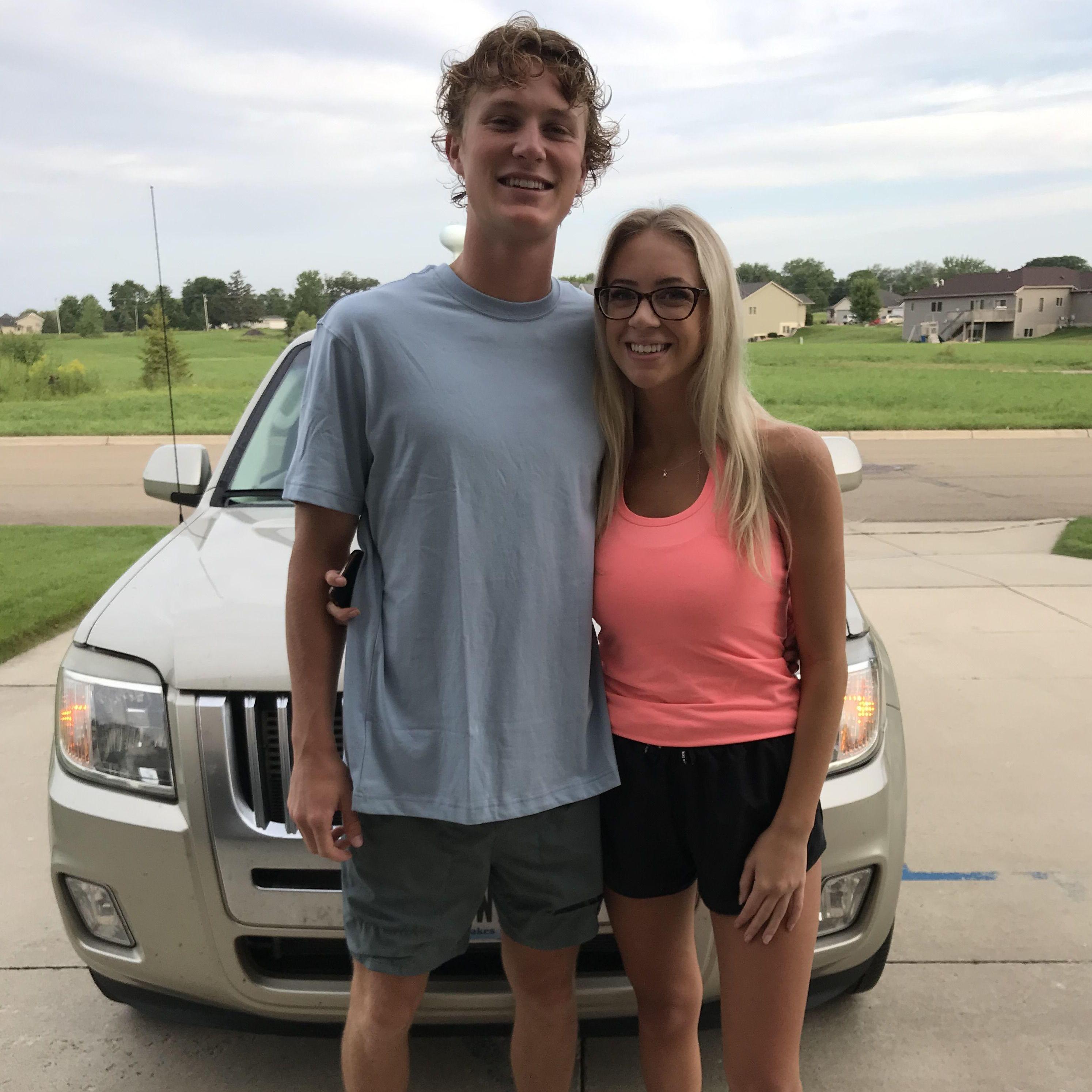 08.17.2019 - the start of our first roadtrip together
