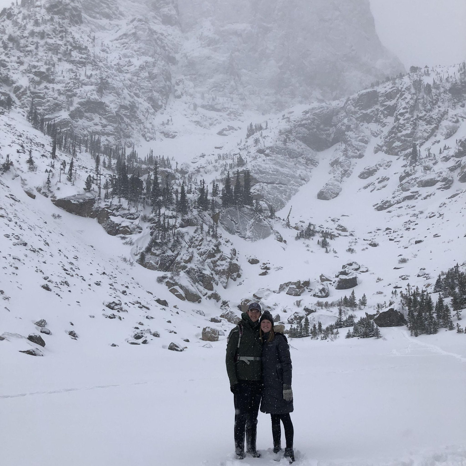 A snowy day hiking in Rocky Mountain NP! (2021)