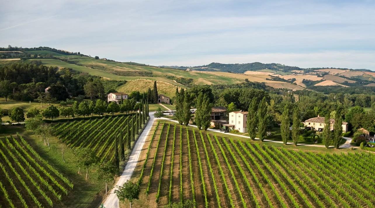 The Wedding Website of Laura Castellucci and Myles Patrick Hanson