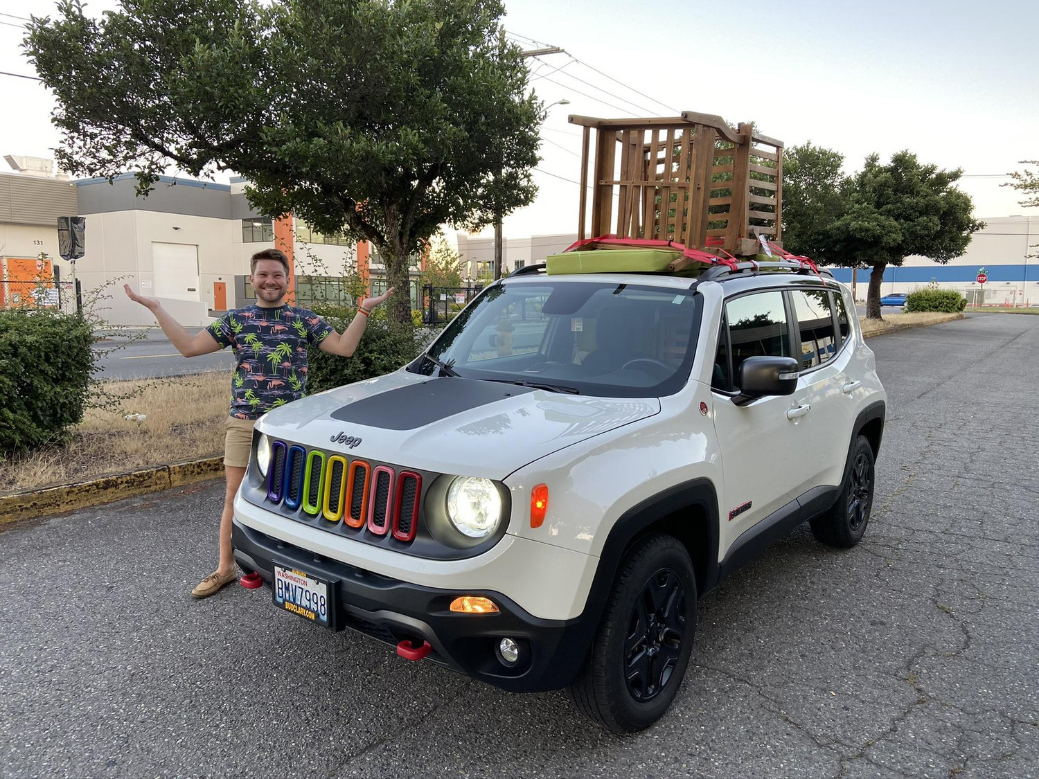 Bringing home new deck furniture for our new house.