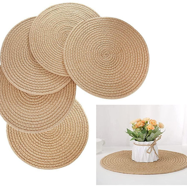 WENFOME 6 Pack Round Jute Woven Placemats, Braided Tablemats Natural Jute Handmade Woven Placemats Heat Resistant Non-Slip Potholder for Kitchen Dining Table (13 inch)